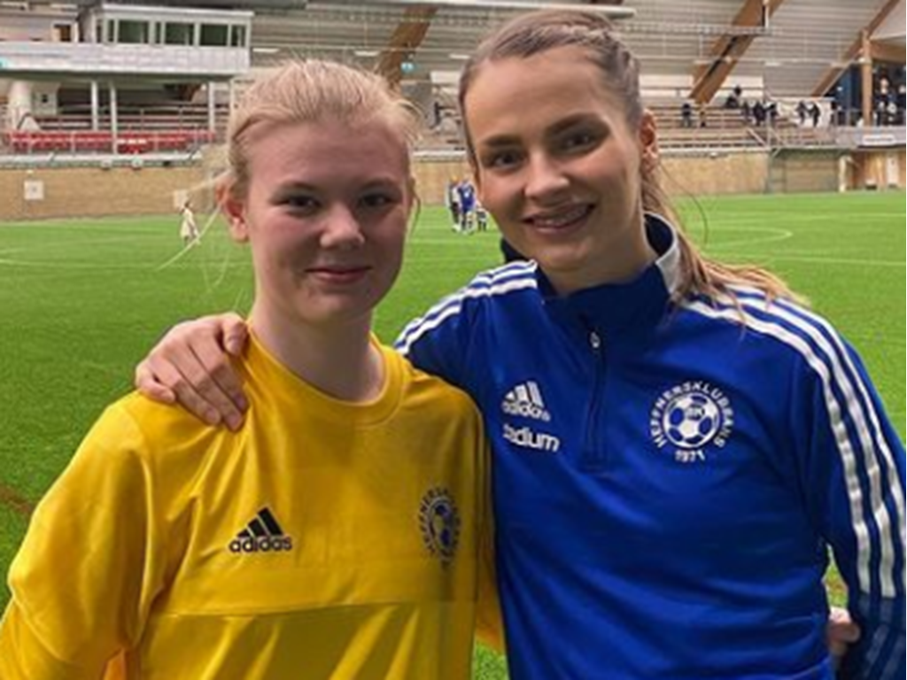 Frida Svensson höll nollan och Hanna Ekdahl satte segerbollen. Foto: Heffnersklubbans Instagram.