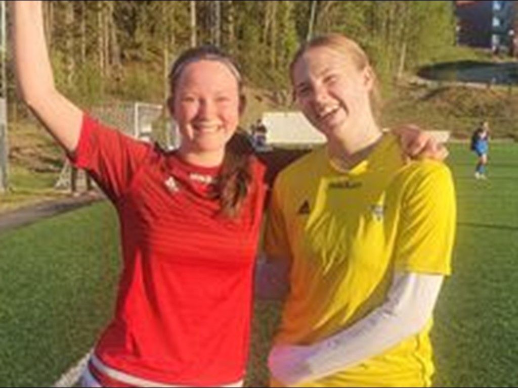 Alnös Lova Sundman och "muren i buren" Edda Röstberg Gillow. Foto: Tobias Björklund.