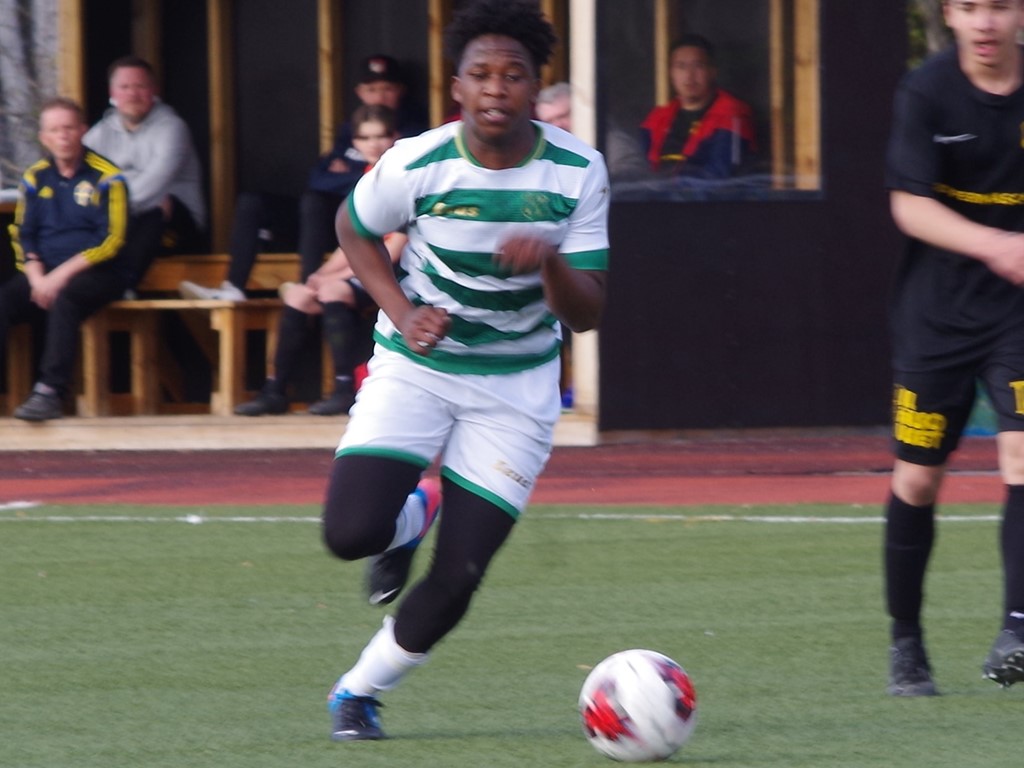 Ånges 17-årige Jackson svarade för ett hattrick mot Matfors 2. Foto: Pia Skogman, Lokalfotbollen.nu.