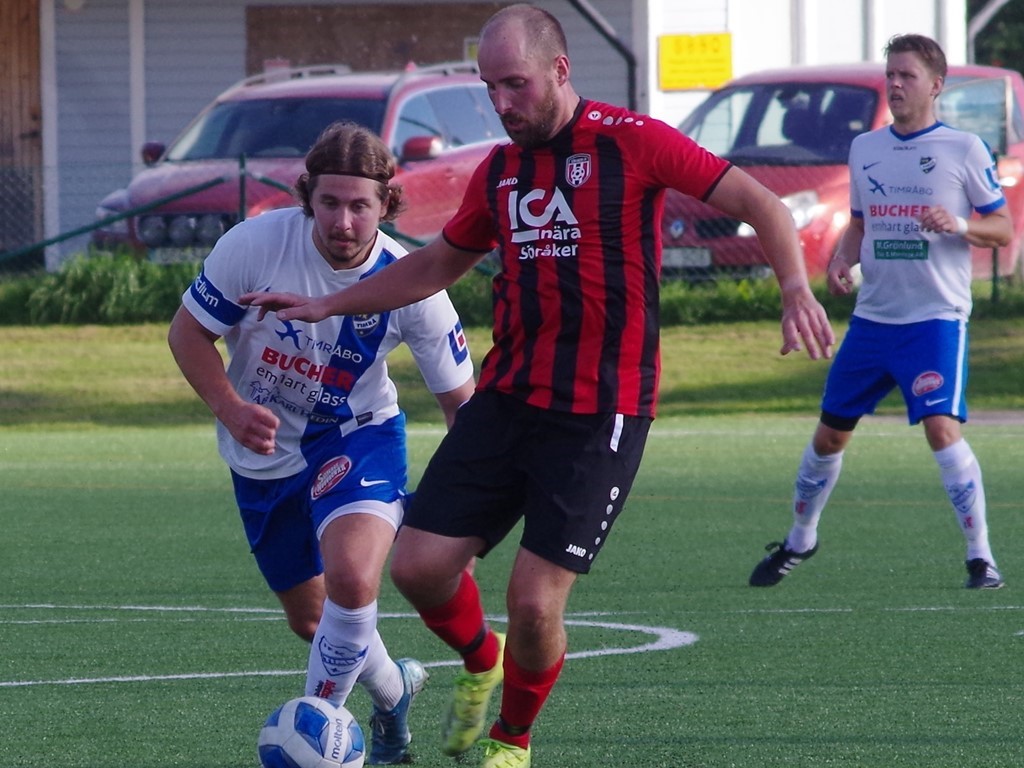 Söråkers spelande tränare Jonas Nordström. Foto: Pia Skogman, Lokalfotbollen.nu.