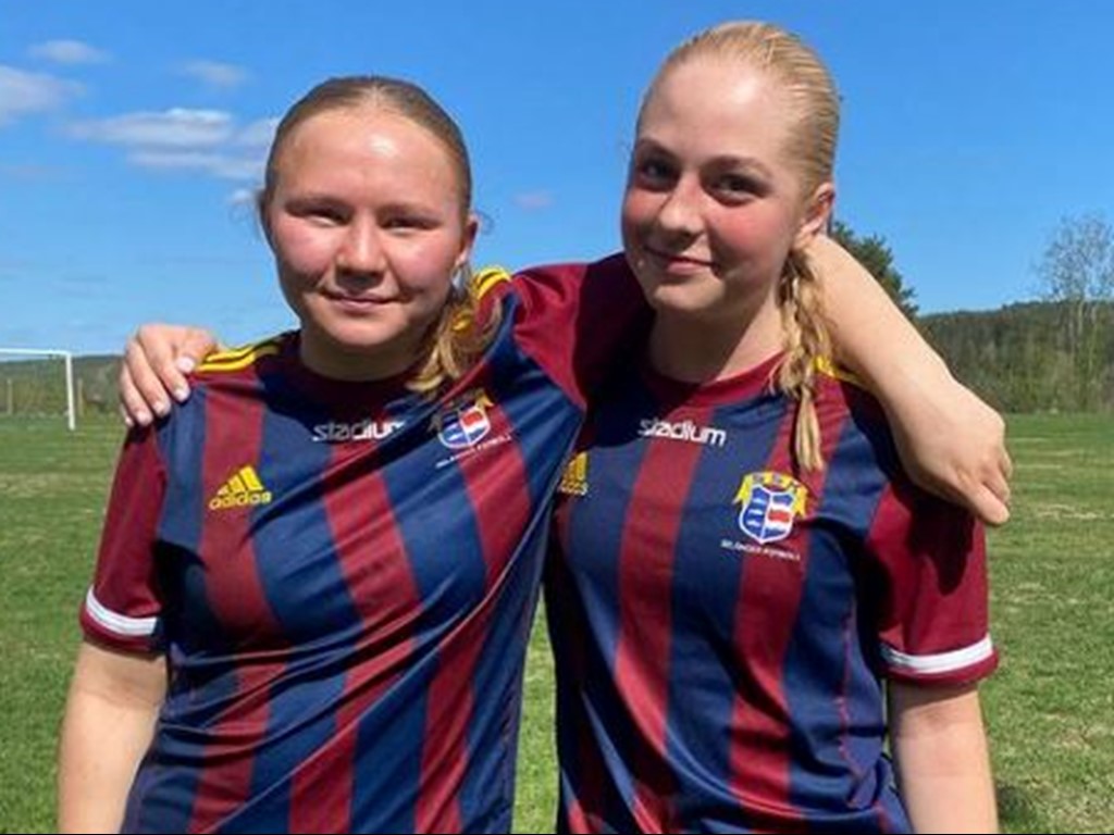 Ester Vigren gjorde SSK:s första mål och Ellen Sellbom de tre avslutande i 4-1-segern över Njurunda. Foto; Selånger SK.