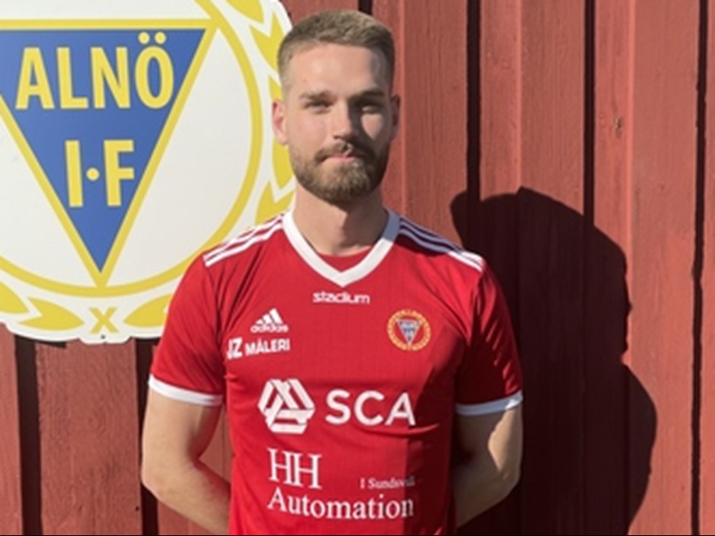 Petter Thelin visade klass mot Timrå och det märktes att han har spelat i rejält högre serier. Foto; Alnö IF.