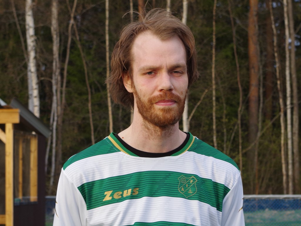 Rutinerade Jesper Andersson nickade in Ånges 1-0 på hörna.