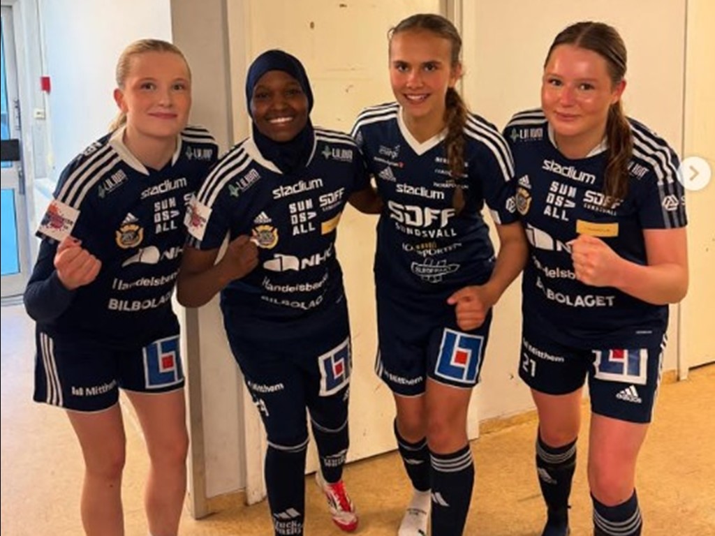 SDFF 2:s målgörare i derbyt mot IFK Timrå., Fr v Whilma Lundh, Nadifo Shino, Ella Brugge och Celina Erkonen Foto: SDFF