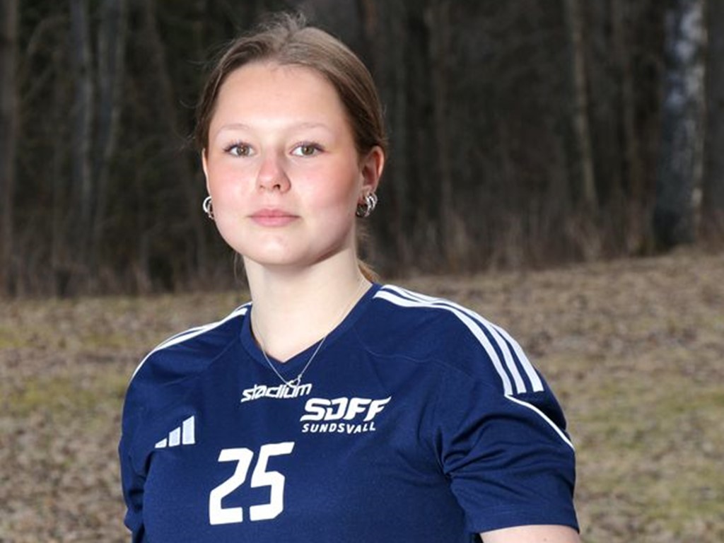 Celina Erkkonen öppnade SDFF:s målskytte mot ÖFK.