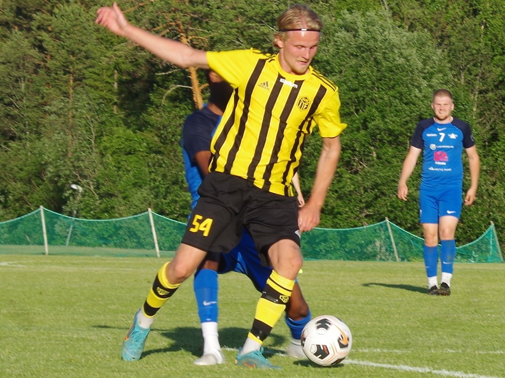 Kuben var synnerligen svårstoppade i trean ifjol, något som bland annat Fränsta fick bli varse hemma på Myggvallen ifjol. Arkivfoto: Pia Skogman, Lokalfotbollen.nu.